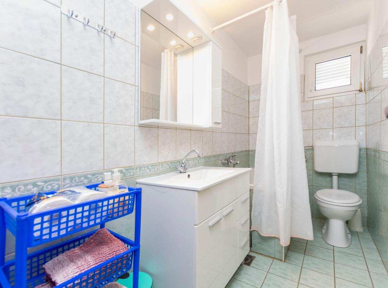 Apartments Ljubomir Rogoznica  Bagian luar foto